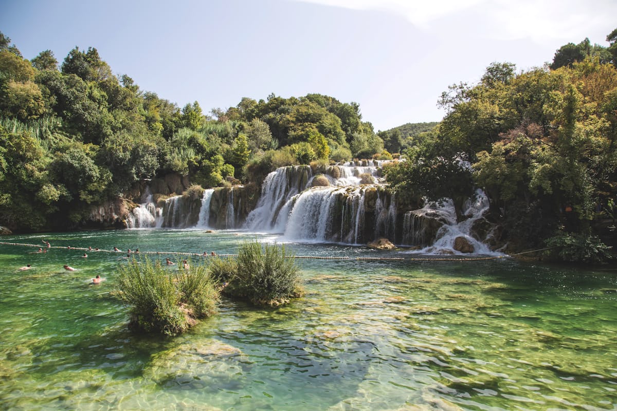 Site 48 în de ore 